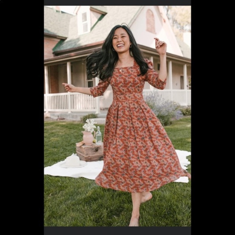 Charlotte Dress from Ivy City Co